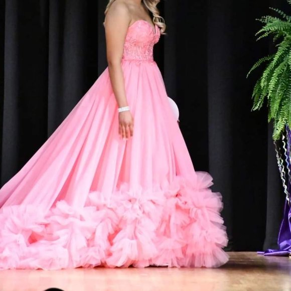 Sherri Hill stunning pink pageant,prom,formal wear dress - Picture 3 of 4